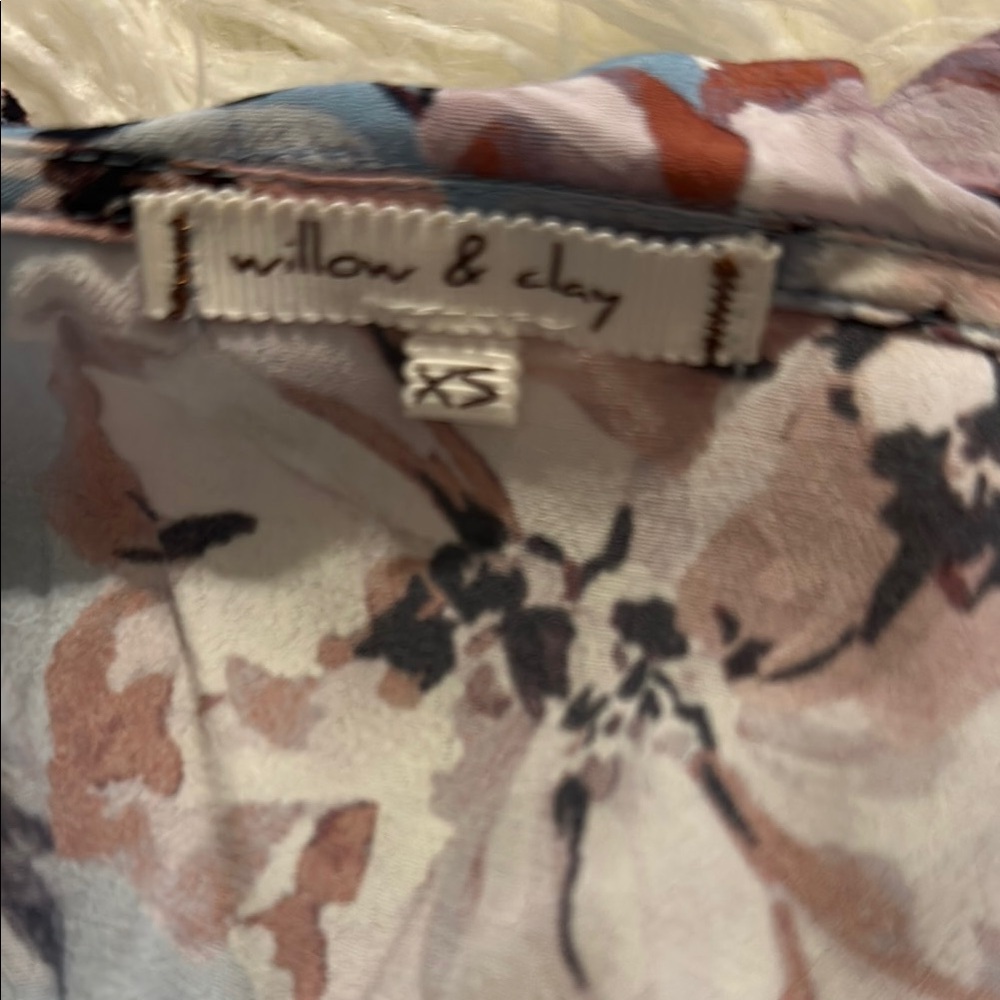 Willow & Clay Floral Ruffle Blouse - Blue and Pink - Picture 2 of 5